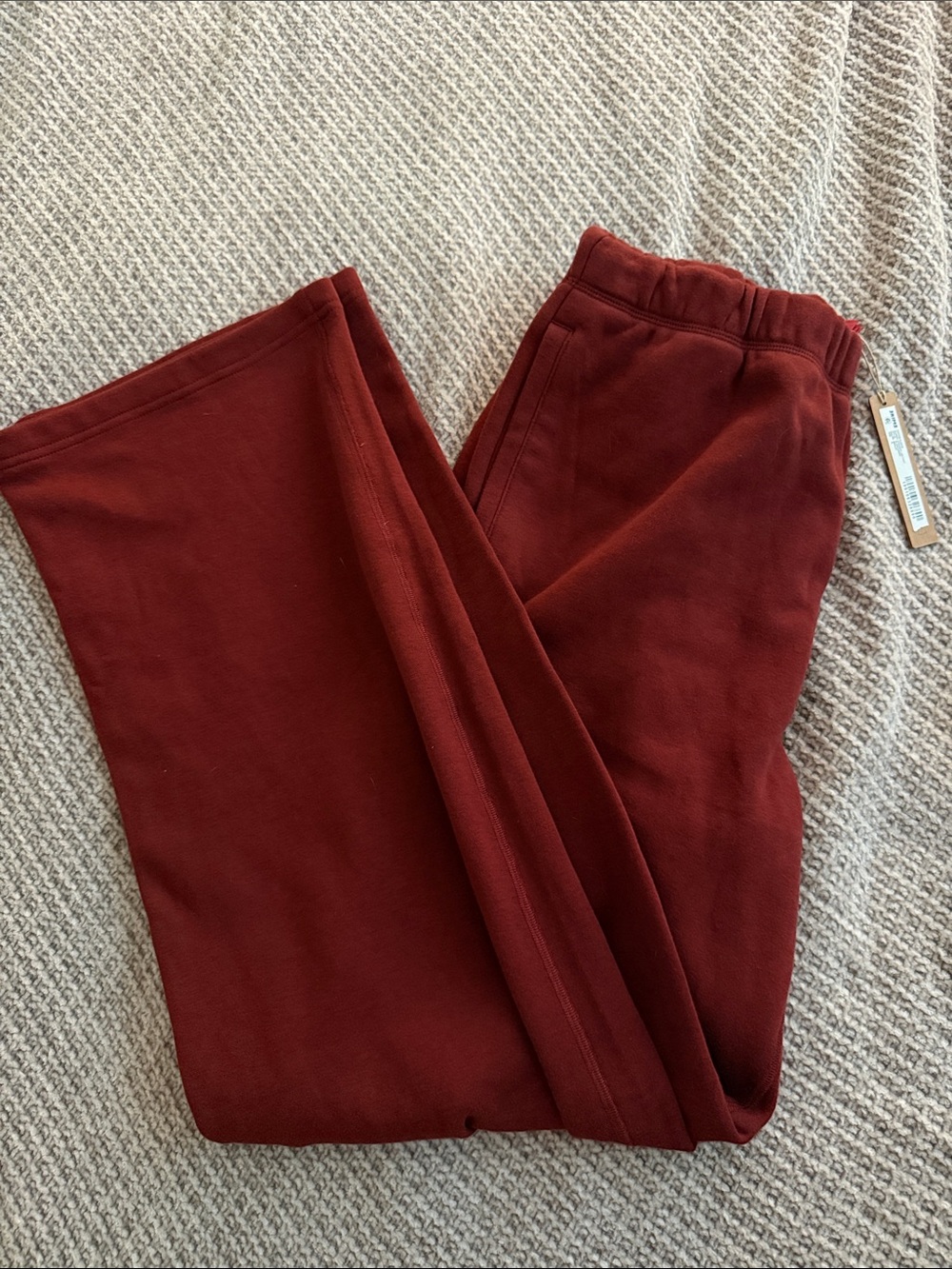 SKIMS Women’s Brick Red Jogger Sweatpants